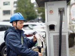 开始一天的春节保电日常