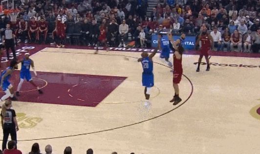 斯特鲁斯复出首秀砍24分 骑士主场惜败独行侠