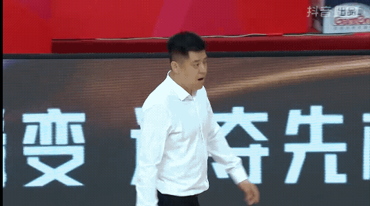 山西男篮遭江苏逆转 主帅潘江被驱逐引重罚